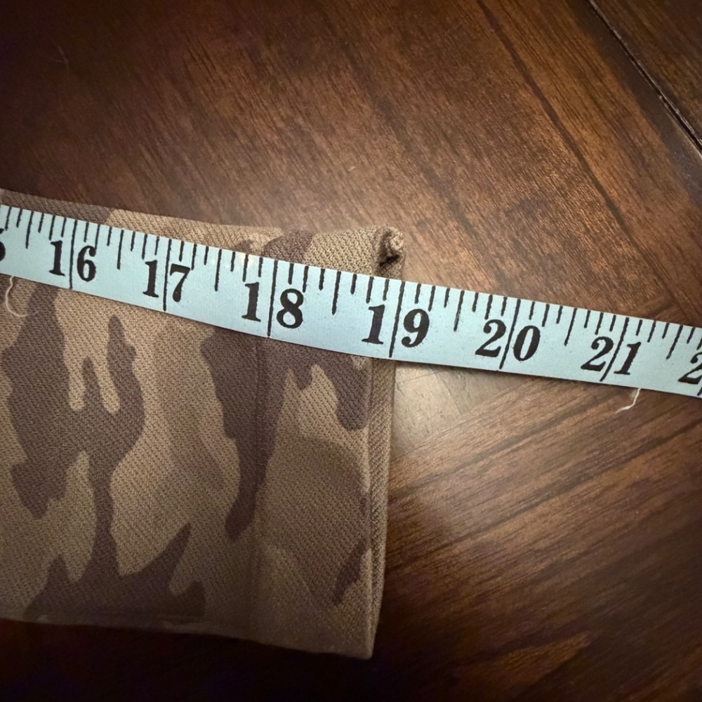 Spanx 2 Pair of Look at Me Now Green & Gray Camo Leggings, Comfy, Size Small - Picture 12 of 16